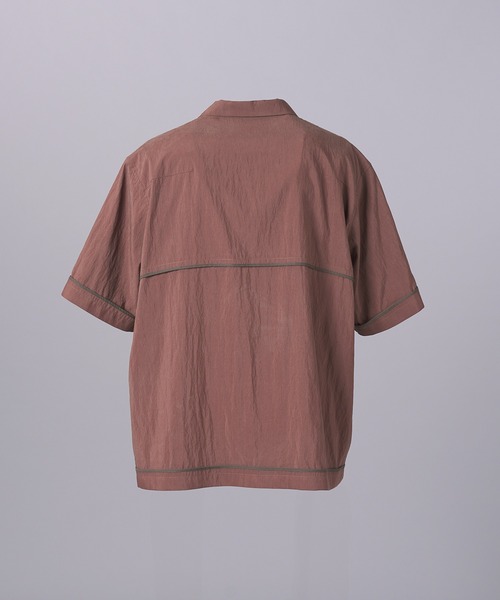 MAISON SPECIAL(メゾンスペシャル)の「《UNISEX》Lyocell Nylon Washer Prime-Over Piping-detailed Switched Open-collar Shirt/リヨセルナイロンワッシャープライムオーバーパイピングスイッチングオープンカラーシャツ【MAISON SPECIAL/メゾンスペシャル】■セットアップ対応■(シャツ/ブラウス・メンズ・ブラック/グレイッシュベージュ/ブラウン・1/0/2)」の20枚目の写真