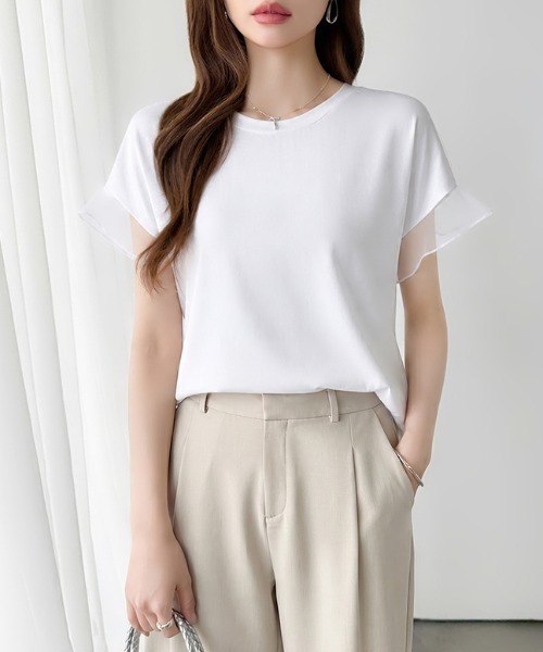 COCOMOMO(ココモモ)の「透け感で差をつける 袖シアーコットンTシャツ シアー 切替 袖チュール トップス カットソー 半袖 Tシャツ チュールドッキング 綿 コットンTシャツ 夏服(Tシャツ/カットソー・レディース・ダークグレー/ブラック/ホワイト・FREE)」の2枚目の写真