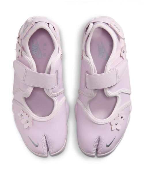 NIKE(ナイキ)の「ナイキ エア リフト “Florette” ウィメンズシューズ / Nike Air Rift "Florette" Women's Shoes IV5682-500 Bleached Lilac(スニーカー・レディース・パープル系その他・24/25/26/23)」の4枚目の写真