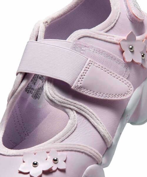 NIKE(ナイキ)の「ナイキ エア リフト “Florette” ウィメンズシューズ / Nike Air Rift "Florette" Women's Shoes IV5682-500 Bleached Lilac(スニーカー・レディース・パープル系その他・24/25/26/23)」の7枚目の写真