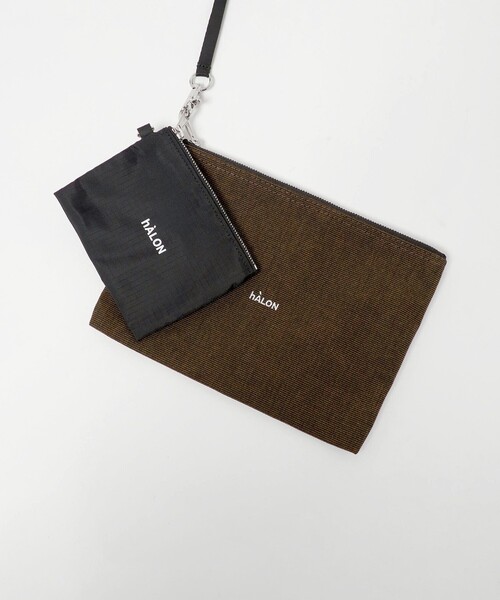 hALON（アーロン）の「＜hALON＞Sunbrella サンブレラ ミニトートバッグ（トートバッグ・メンズ・ダークブラウン/ブラック・FREE）」の3枚目の写真