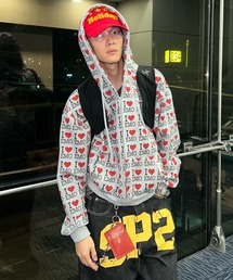 Ressaca（レサーカ）の「英字プリントスウェットジップパーカー（パーカー）」