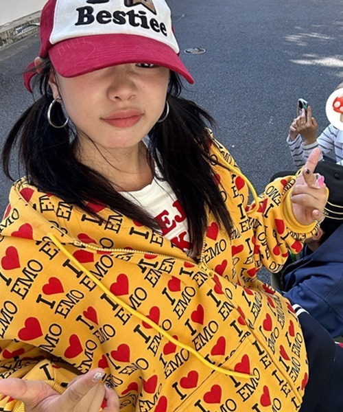 Ressaca(レサーカ)の「英字プリントスウェットジップパーカー(パーカー・メンズ・ブルー/イエロー/グレー・M/L)」の6枚目の写真