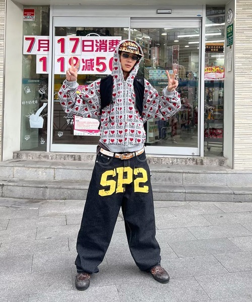 Ressaca(レサーカ)の「英字プリントスウェットジップパーカー(パーカー・メンズ・ブルー/イエロー/グレー・M/L)」の10枚目の写真