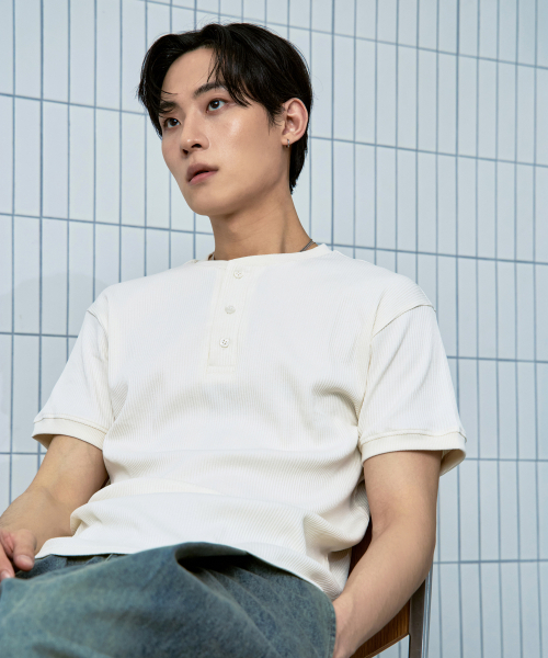 ATEZ（アテズ）の「リブヘンリーネック半袖Tシャツ[アイボリー]（Tシャツ/カットソー・レディース・その他・LARGE/MEDIUM/X-LARGE）」の5枚目の写真