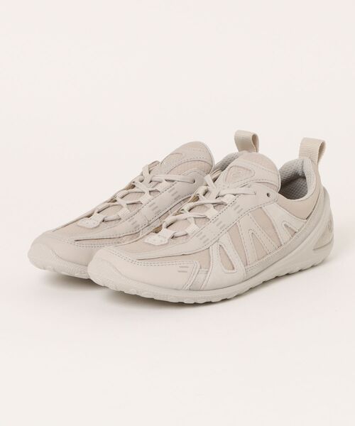 ECCO(エコー)の「ECCO 軽量 BIOM LITE W レディース ウォーキングスニーカー(ドレスシューズ・レディース・グレー・37)」の1枚目の写真