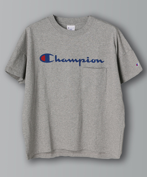 E hyphen world gallery（イーハイフンワールドギャラリー）の「ChampionロゴプリントBigTシャツ（Tシャツ/カットソー・レディース・ブラック/ホワイト/杢グレー/ブルー・FREE）」の3枚目の写真