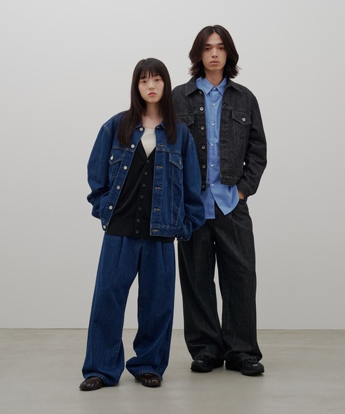 LOWRYS FARM(ローリーズファーム)の「【LFM(U)】デニムトラッカージャケット 1056906(デニムジャケット・メンズ・ブルー/ブラック・MEDIUM/LARGE)」の3枚目の写真