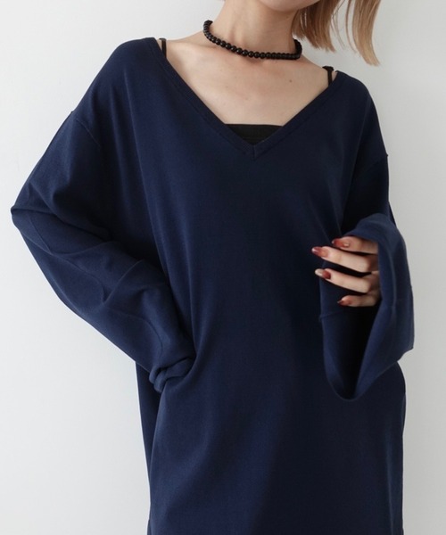 Ameri(アメリ)の「LOW BASIC 2WAY OVER KNIT TOP(ニット/セーター・レディース・ネイビー/ブラウン/レッド/アイボリー・FREE)」の3枚目の写真