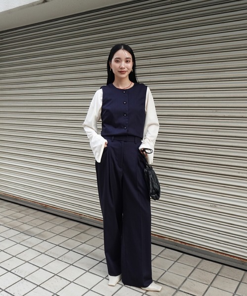 Ameri(アメリ)の「LOW BASIC 2WAY OVER KNIT TOP(ニット/セーター・レディース・ネイビー/ブラウン/レッド/アイボリー・FREE)」の14枚目の写真