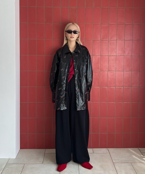 Ameri(アメリ)の「LOW BASIC 2WAY OVER KNIT TOP(ニット/セーター・レディース・ネイビー/ブラウン/レッド/アイボリー・FREE)」の16枚目の写真