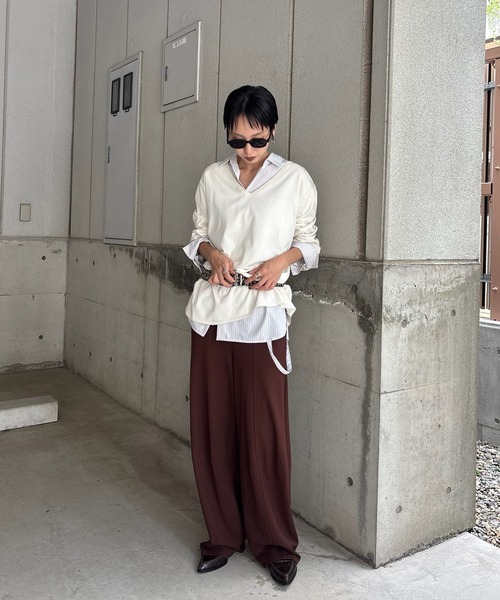 Ameri(アメリ)の「LOW BASIC 2WAY OVER KNIT TOP(ニット/セーター・レディース・ネイビー/ブラウン/レッド/アイボリー・FREE)」の20枚目の写真