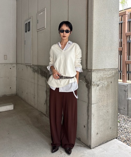 Ameri(アメリ)の「LOW BASIC 2WAY OVER KNIT TOP(ニット/セーター・レディース・ネイビー/ブラウン/レッド/アイボリー・FREE)」の22枚目の写真