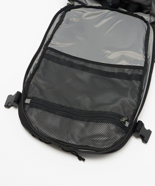 Columbia(コロンビア)の「【WEB限定】<Columbia>タイガーブルック 32L トラベル バックパック(バックパック/リュック・メンズ・ブラック・FREE)」の11枚目の写真