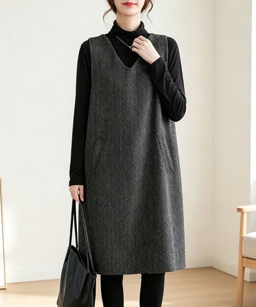 ONEP STAR(ワンピスター)の「ヘリンボーン柄Vネックジャンパースカート(ジャンパースカート・レディース・ダークグレー・X-LARGE/LARGE/MEDIUM)」の4枚目の写真