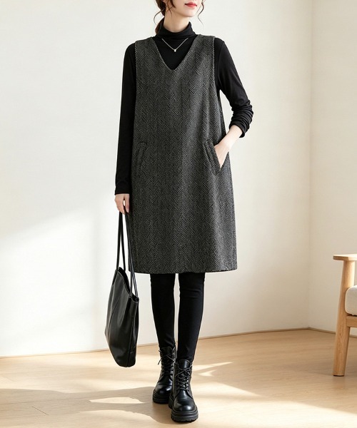 ONEP STAR(ワンピスター)の「ヘリンボーン柄Vネックジャンパースカート(ジャンパースカート・レディース・ダークグレー・X-LARGE/LARGE/MEDIUM)」の5枚目の写真