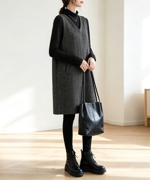 ONEP STAR(ワンピスター)の「ヘリンボーン柄Vネックジャンパースカート(ジャンパースカート・レディース・ダークグレー・X-LARGE/LARGE/MEDIUM)」の6枚目の写真