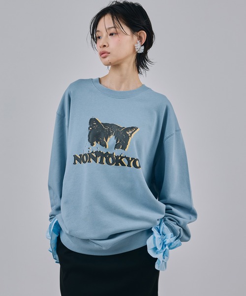 NON TOKYO(ノントーキョー)の「PRINT PULLOVER SWEAT(CAT)(スウェット・レディース・レッド/ブルー/ブラック・2/1)」の1枚目の写真