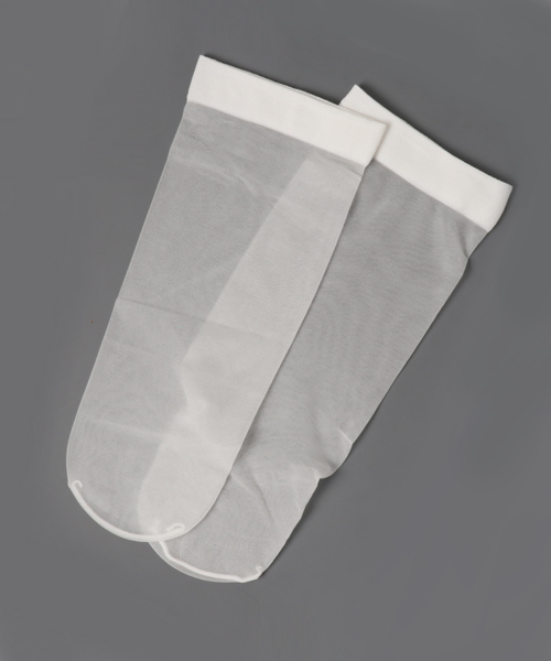 WEGO（ウィゴー）の「WEGO/ナイロンシアーソックス（ソックス/靴下・レディース・ロイヤルブルー/ブラック/ホワイト/ピンク・FREE）」の3枚目の写真