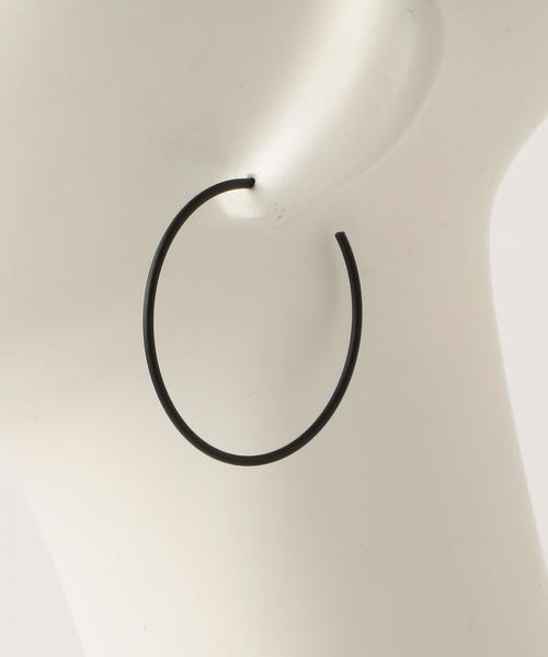 BEAUTY&YOUTH UNITED ARROWS（ビューティーアンドユースユナイテッドアローズ）の「BY カラーコーティング ビッグフープピアス ◆（ピアス（両耳用）・レディース・ブラック/グレー/ワインレッド・FREE）」の9枚目の写真