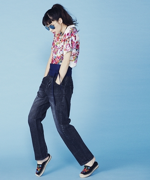 WEGO（ウィゴー）の「DISPARK/フラワーエスパドリーユ（スリッポン・レディース・ホワイト/ブラック/インディゴブルー・LARGE/MEDIUM）」の14枚目の写真