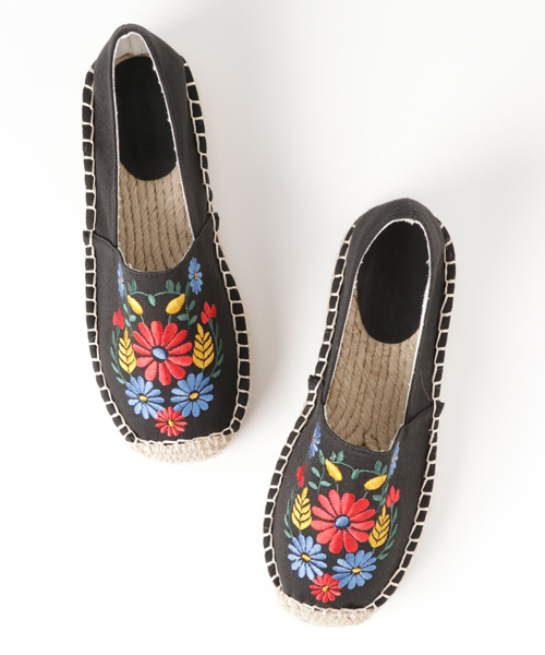 WEGO（ウィゴー）の「DISPARK/フラワーエスパドリーユ（スリッポン・レディース・ホワイト/ブラック/インディゴブルー・LARGE/MEDIUM）」の7枚目の写真