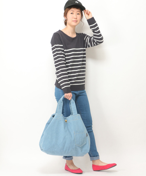 LBC(エルビーシー)の「ボーダーニットプルオーバー(ニット/セーター・レディース・ホワイト/チャコールグレー/ブルー・LARGE/MEDIUM)」の9枚目の写真