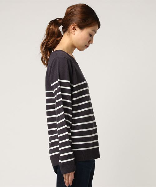 LBC(エルビーシー)の「ボーダーニットプルオーバー(ニット/セーター・レディース・ホワイト/チャコールグレー/ブルー・LARGE/MEDIUM)」の4枚目の写真