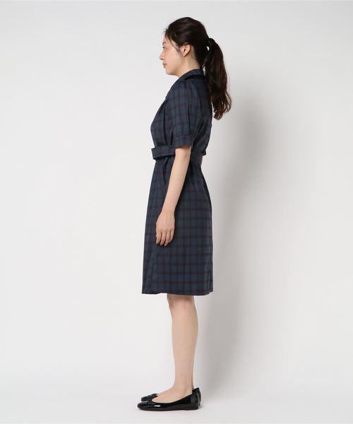 archives（アルシーヴ）の「トレンチ2wayチェックワンピース（ワンピース・レディース・チャコールグレー/ベージュ/ブルー・MEDIUM）」の4枚目の写真