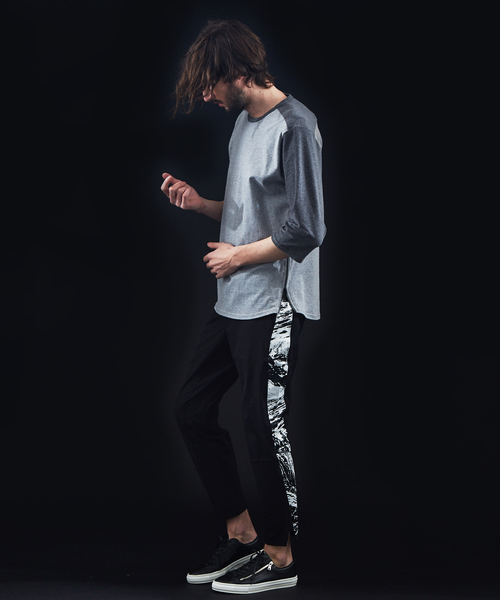 5351 POUR LES HOMMES(ゴーサンゴーイチプールオム)の「サイドZIP 異素材 七部 Tシャツ(Tシャツ/カットソー・メンズ・ホワイト/グレー/ブラック・44/46/48/50)」の4枚目の写真