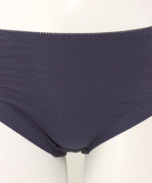 fran de lingerie(フランデランジェリー)の「ヒップアップショーツ(ショーツ・レディース・ブラック/ネイビー/グレー・LL/M/L)」の9枚目の写真