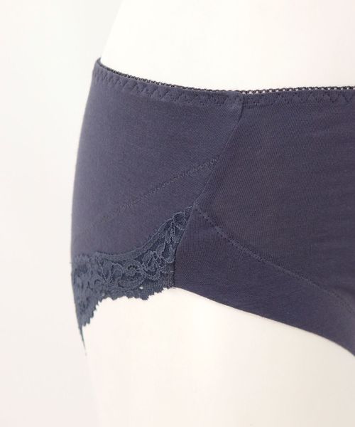 fran de lingerie(フランデランジェリー)の「ヒップアップショーツ(ショーツ・レディース・ブラック/ネイビー/グレー・LL/M/L)」の11枚目の写真