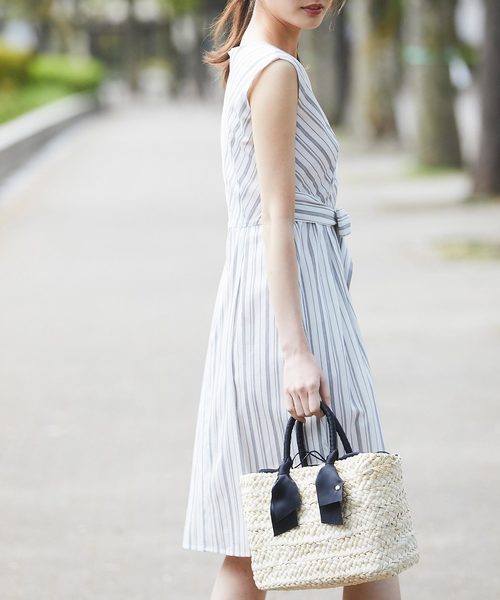12Twelve Agenda(トゥエルブ アジェンダ)の「ピケストライプフレアワンピース(ワンピース・レディース・ネイビー/オフホワイト・M)」の4枚目の写真