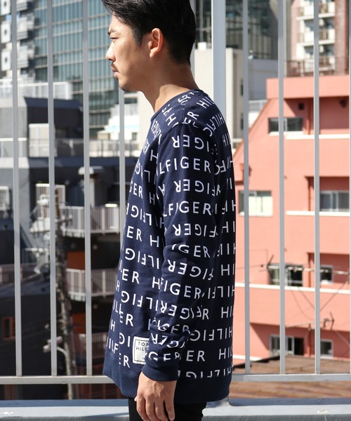 TOMMY HILFIGER(トミーヒルフィガー)の「Tommy Hilfiger/トミーヒルフィガー LS CREW オールオーバープリントロンT(Tシャツ/カットソー・メンズ・ネイビー・S/M/L/XL)」の15枚目の写真