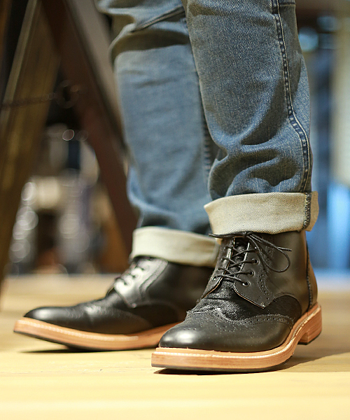 CAMINANDO（カミナンド）の「Mid Cut Wingtip Shoes (CAMINANDO)（ドレスシューズ・メンズ・ブラウン/ブラック・26.0cm/27.0cm）」の2枚目の写真