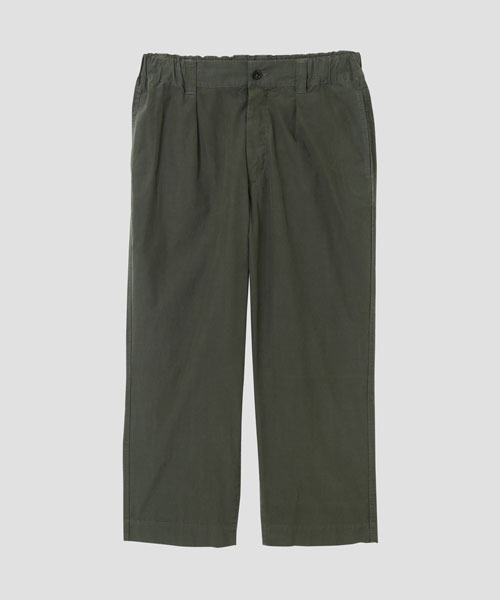 MHL.(エムエイチエル)の「FINE COMPACT COTTON POPLIN(パンツ)」|ダークグリーン