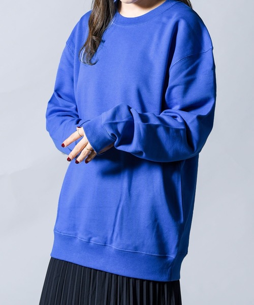 United Athle（ユナイテッドアスレ）の「2-【UA -ユナイテッドアスレ-】10oz CREW SWEAT 無地スウェット/絶妙なワイドシルエット / レディース メンズ トレーナー/ 10.0oz /クルーネック/スウェット / トレーナー（スウェット・レディース・オリーブ/バーガンディー/レッド/ミックスグレー/ネイビー/ブラック/ロイヤルブルー・LARGE/X-LARGE/MEDIUM/XX-LARGE/SMALL）」の5枚目の写真