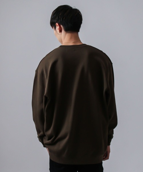 United Athle（ユナイテッドアスレ）の「2-【UA -ユナイテッドアスレ-】10oz CREW SWEAT 無地スウェット/絶妙なワイドシルエット / レディース メンズ トレーナー/ 10.0oz /クルーネック/スウェット / トレーナー（スウェット・レディース・オリーブ/バーガンディー/レッド/ミックスグレー/ネイビー/ブラック/ロイヤルブルー・LARGE/X-LARGE/MEDIUM/XX-LARGE/SMALL）」の16枚目の写真