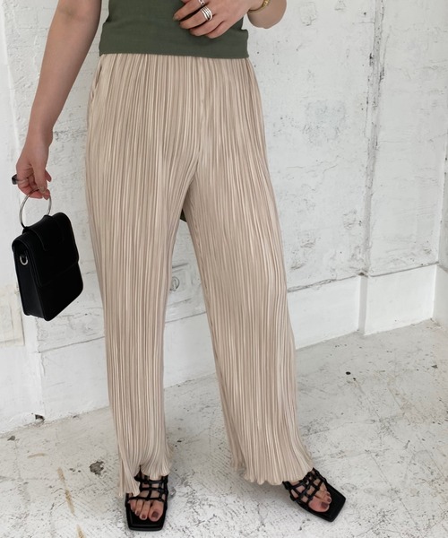 archives（アルシーヴ）の「プリーツクロスイージーパンツ（その他パンツ・レディース・ブルー/アイボリー/ブラック/ワイン/グレー系その他/モカ/ブラウン・MEDIUM）」の5枚目の写真