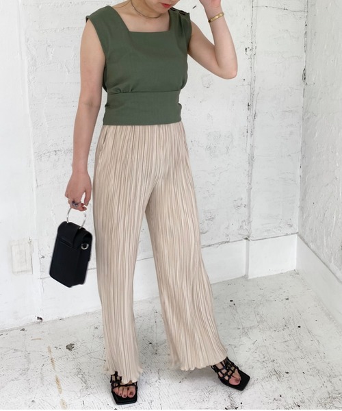 archives（アルシーヴ）の「プリーツクロスイージーパンツ（その他パンツ・レディース・ブルー/アイボリー/ブラック/ワイン/グレー系その他/モカ/ブラウン・MEDIUM）」の21枚目の写真