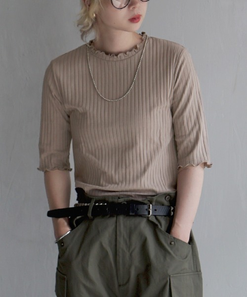 zootie（ズーティー）の「【ZOZO限定カラー発売中！】 ハーフスリーブ リブカットソー（Tシャツ/カットソー・レディース・レッド/ブラック/ホワイト/ネイビー/杢グレー/イエロー系その他/ピンク系その他/チャコール/アイボリー/ライトカーキ/ブルー系その他/キャメル/ベージュ/オレンジ/ダークパープル/ライトブルー/ダークグリーン/ピンク系その他3/グレイッシュベージュ/ピンク系その他2/レッド系その他/ベビーピンク/ホワイト×ブラック/グレー系その他/ケリーグリーン/ベージュ×ブラック/ブルー/イエロー系その他2/ブラック×ホワイト/ブルー系その他2/シアン/オレンジ系その他/ホワイト系その他/グレー系その他2/グリーン系その他2/テラコッタ/サーモンピンク/カーキブラウン/ホワイト系その他2・M/L/LL）」の16枚目の写真