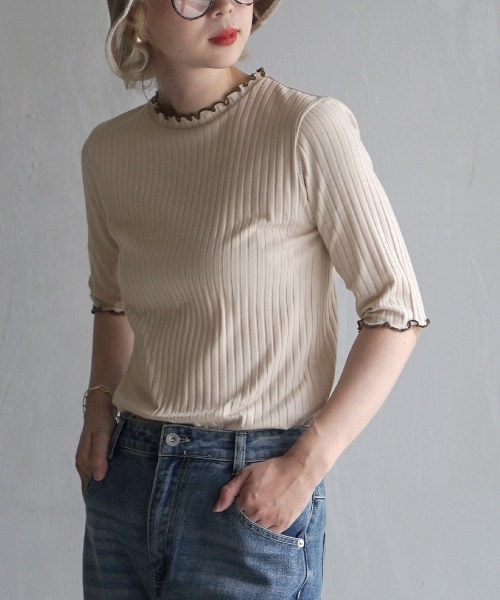 zootie（ズーティー）の「【ZOZO限定カラー発売中！】 ハーフスリーブ リブカットソー（Tシャツ/カットソー・レディース・レッド/ブラック/ホワイト/ネイビー/杢グレー/イエロー系その他/ピンク系その他/チャコール/アイボリー/ライトカーキ/ブルー系その他/キャメル/ベージュ/オレンジ/ダークパープル/ライトブルー/ダークグリーン/ピンク系その他3/グレイッシュベージュ/ピンク系その他2/レッド系その他/ベビーピンク/ホワイト×ブラック/グレー系その他/ケリーグリーン/ベージュ×ブラック/ブルー/イエロー系その他2/ブラック×ホワイト/ブルー系その他2/シアン/オレンジ系その他/ホワイト系その他/グレー系その他2/グリーン系その他2/テラコッタ/サーモンピンク/カーキブラウン/ホワイト系その他2・M/L/LL）」の6枚目の写真