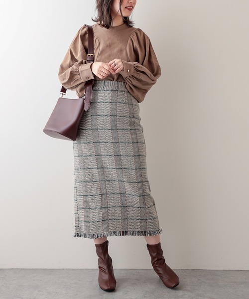 natural couture（ナチュラルクチュール）の「裾フリンジチェックナロースカート（スカート・レディース・ベージュ/ブルー・FREE）」の3枚目の写真