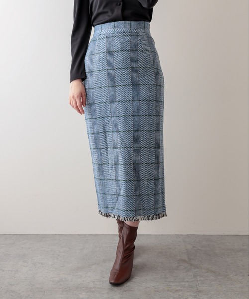 natural couture（ナチュラルクチュール）の「裾フリンジチェックナロースカート（スカート・レディース・ベージュ/ブルー・FREE）」の10枚目の写真