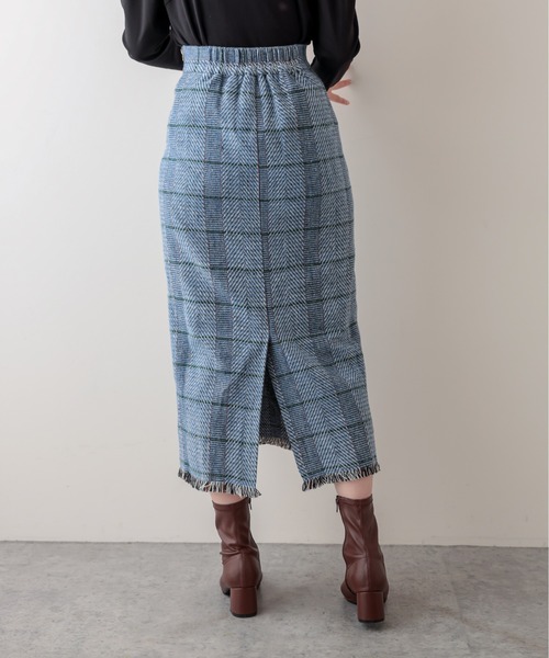 natural couture（ナチュラルクチュール）の「裾フリンジチェックナロースカート（スカート・レディース・ベージュ/ブルー・FREE）」の12枚目の写真
