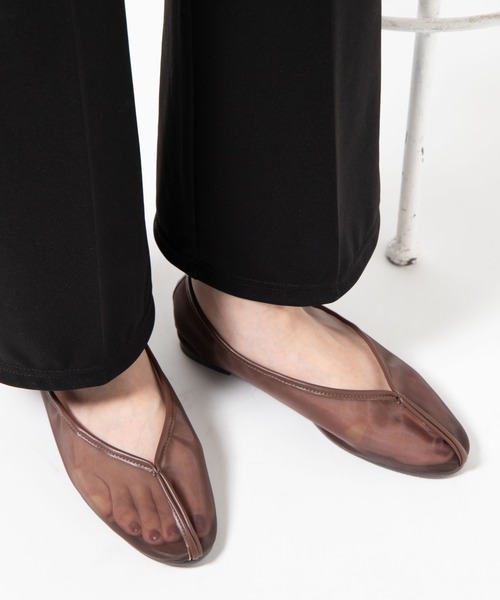 WEGO(ウィゴー)の「WEGO/シアーチャイナシューズ(パンプス・レディース・ブラック/ベージュ/ブラウン・MEDIUM/LARGE)」の17枚目の写真