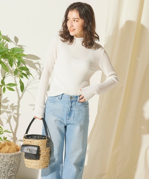 Willful by lipstar（ウィルフル バイ リップスター）の「【WEB別注】【Willful by lipstar】【セット商品】12Ｇシアーニットボトルネックキャミセット（ニット/セーター・レディース・ブラック/ベージュ/オフホワイト/グリーン・M）」の6枚目の写真