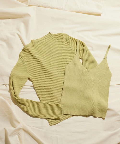 Willful by lipstar（ウィルフル バイ リップスター）の「【WEB別注】【Willful by lipstar】【セット商品】12Ｇシアーニットボトルネックキャミセット（ニット/セーター・レディース・ブラック/ベージュ/オフホワイト/グリーン・M）」の5枚目の写真