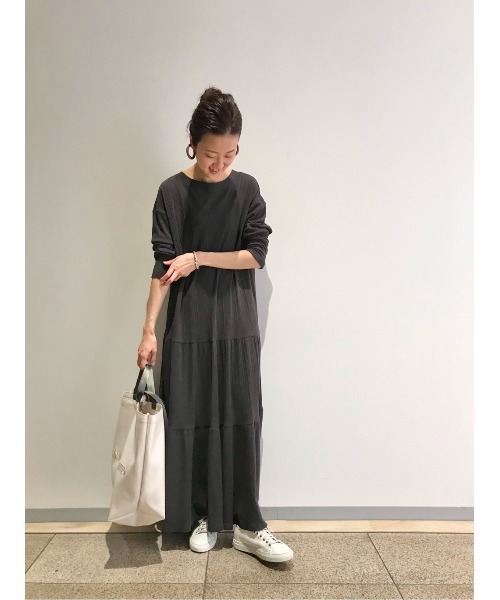 BEARDSLEY（ビアズリー）の「ツイストテレコワンピース（ワンピース・レディース・グレー/アイボリー・FREE）」の9枚目の写真