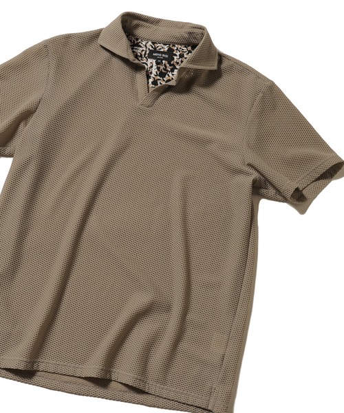 MEN'S BIGI（メンズビギ）の「ハニカムメッシュ スキッパーポロシャツ（ポロシャツ・メンズ・ベージュ/カーキ/ネイビー・1/2/3）」の2枚目の写真